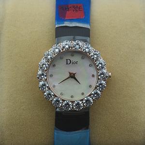 迪奧最新款18顆閃亮大鑽石瑞士機芯女士腕錶 彰顯魅力
